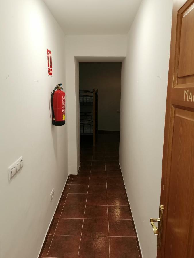 Casa Rural Y Albergue Tormon Buitenkant foto