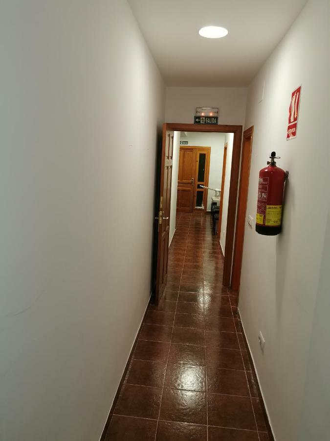 Casa Rural Y Albergue Tormon Buitenkant foto